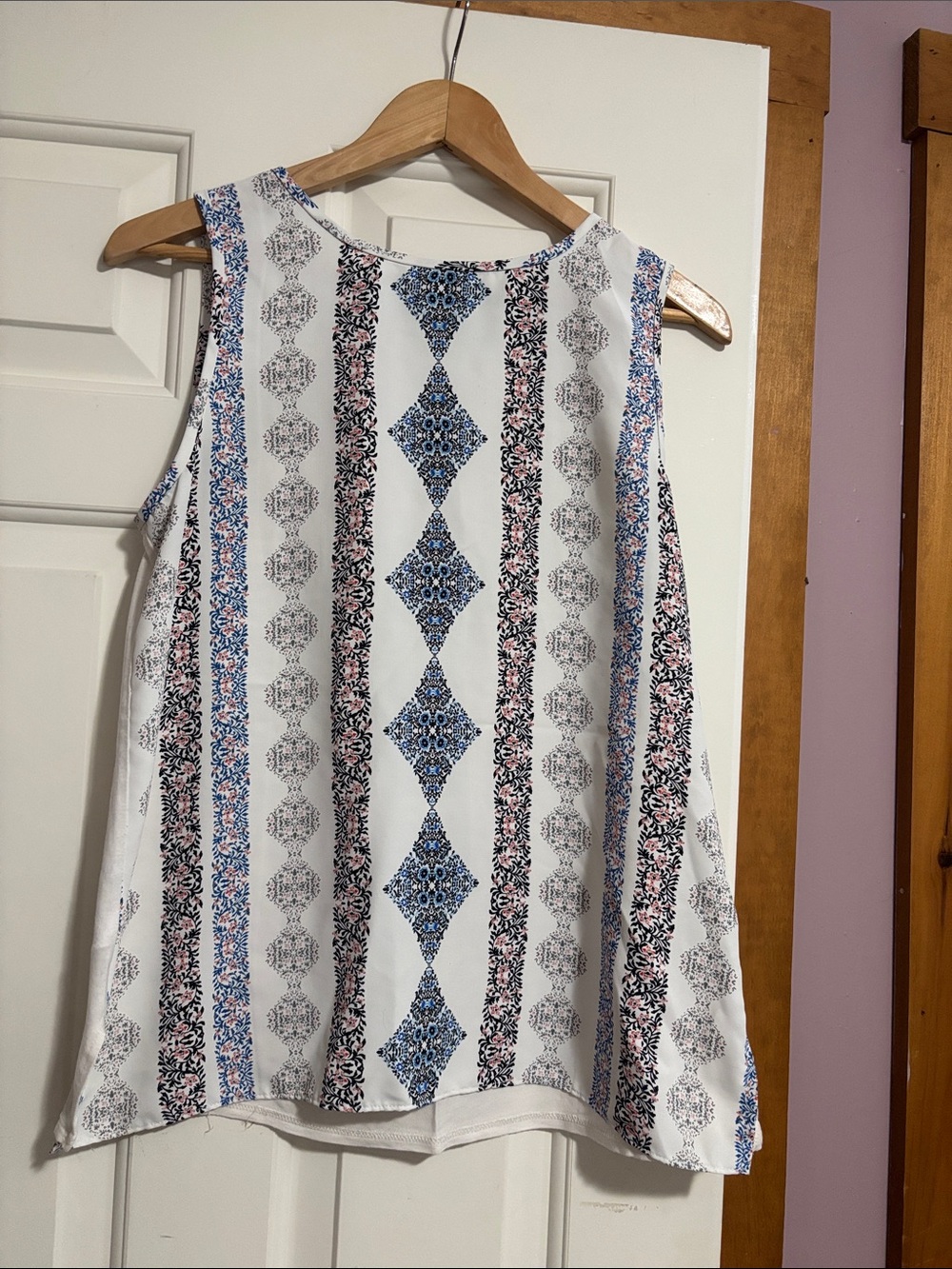 LOFT Sleeveless Blouse